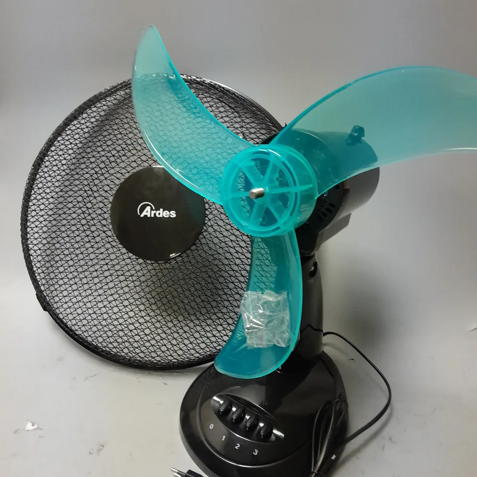 BOXED ARDES PENNY 40 TABLE TOP FAN