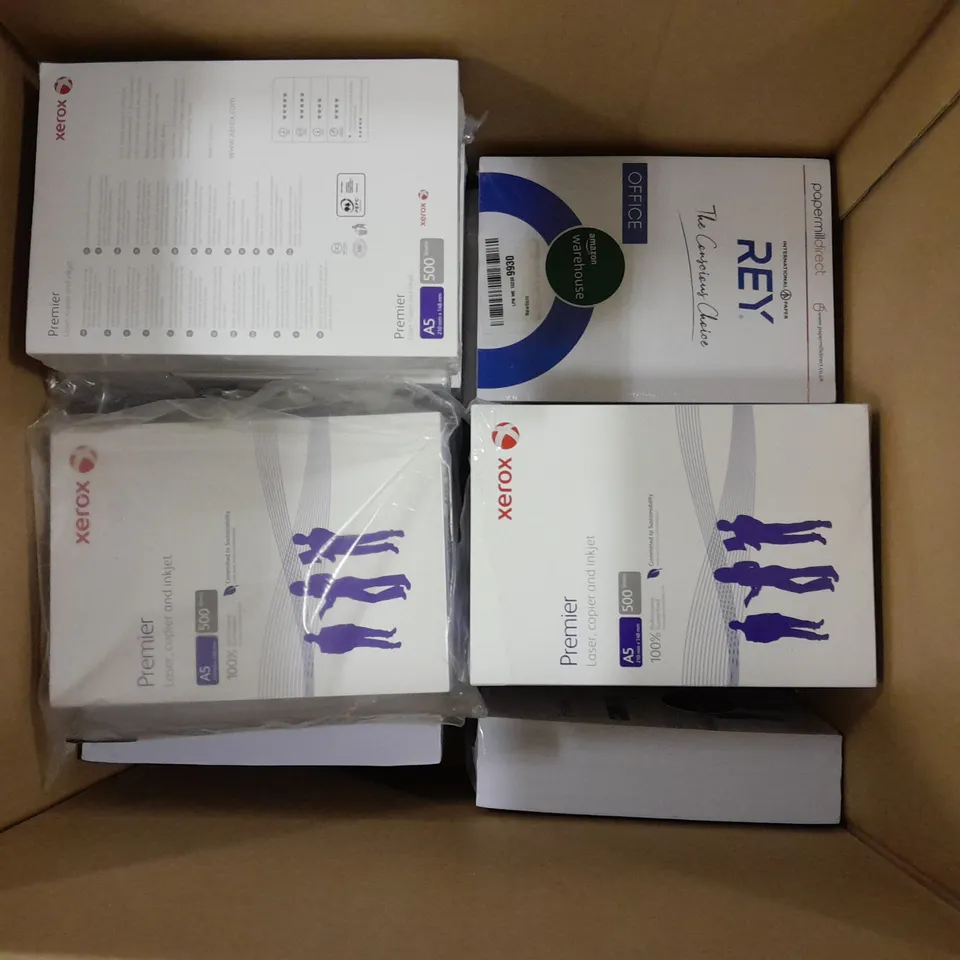 APPROXIMATELY 20 PACKS OF OFFICE A5 PRINTER PAPER TO INCLUDE XEROX PREMIER & PAPERMILLDIRECT, ETC - COLLECTION ONLY
