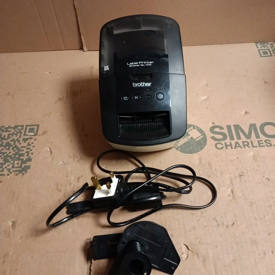 BROTHER QL 700 LABLE PRINTER WITH PLUG BOXED