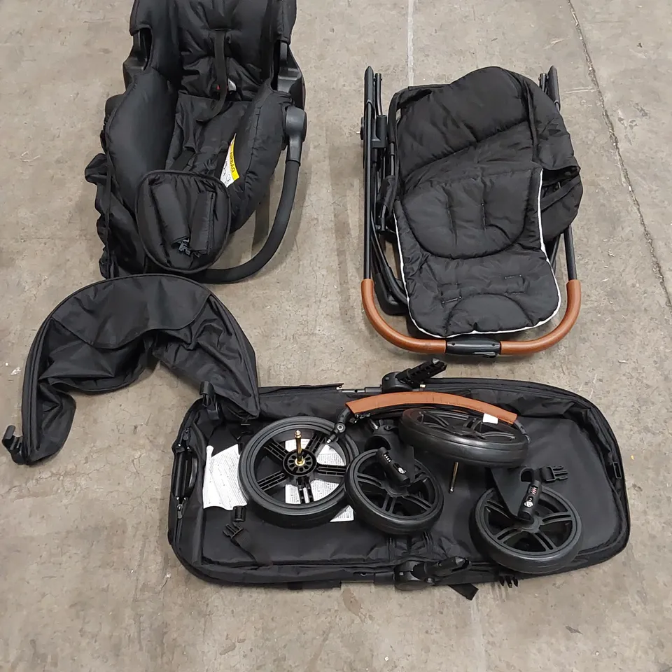 BOXED HAUCK STROLLER AND CAR SEAT 