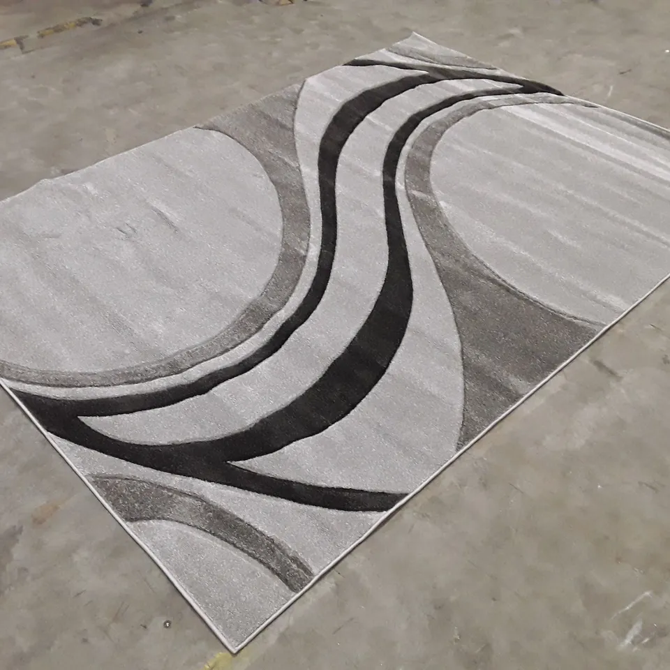 QUALITY DESIGNER AREA RUG APPROXIMATELY 200×290CM