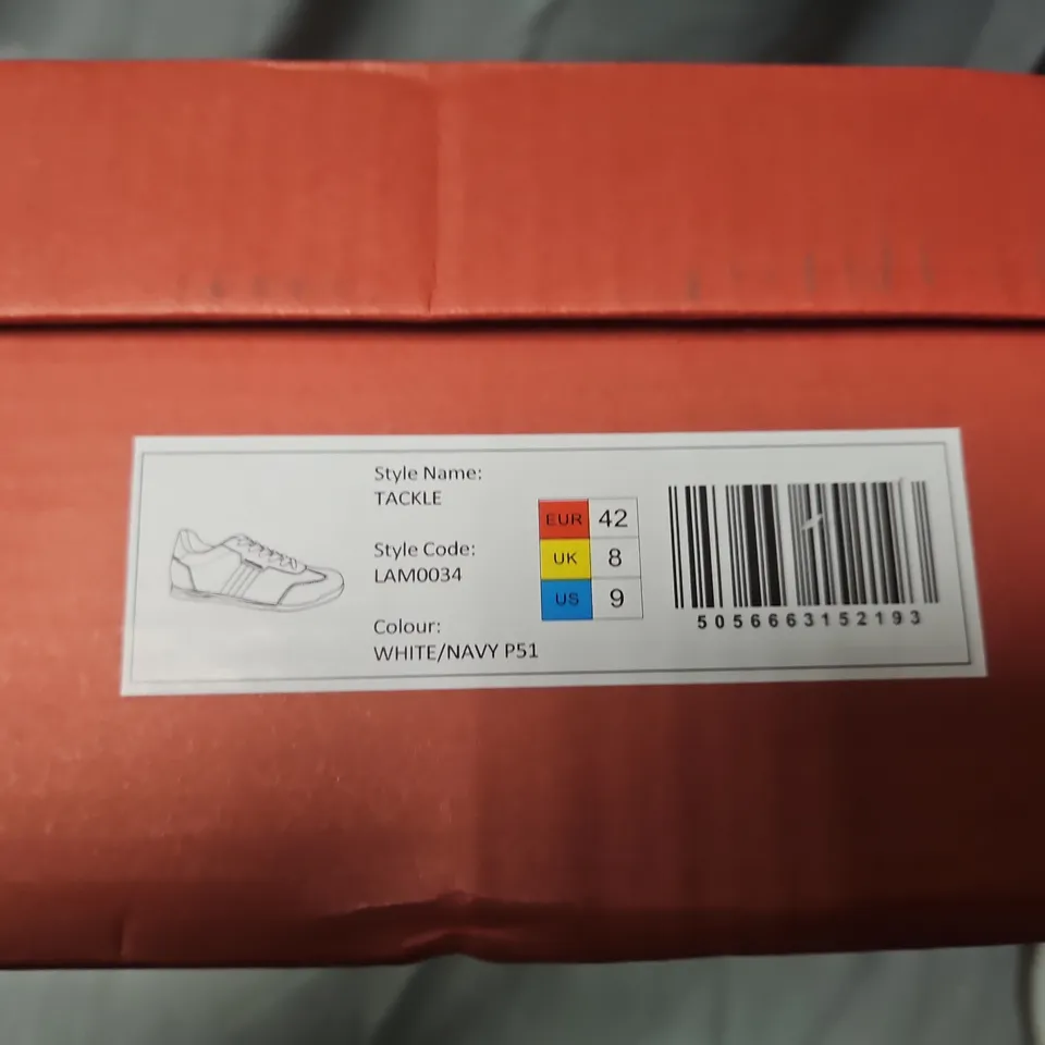 BOXED LAMBRETTA TACKLE SNEAKERS – WHITE/NAVY, UK 8 (EU 42) US 9