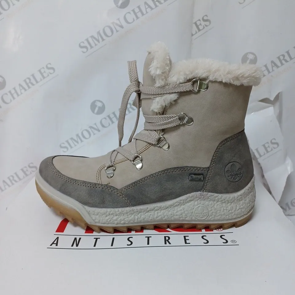 BOXED RIEKER ANTISTRESS WARM HIKING BOOTS, CREAM - SIZE 5