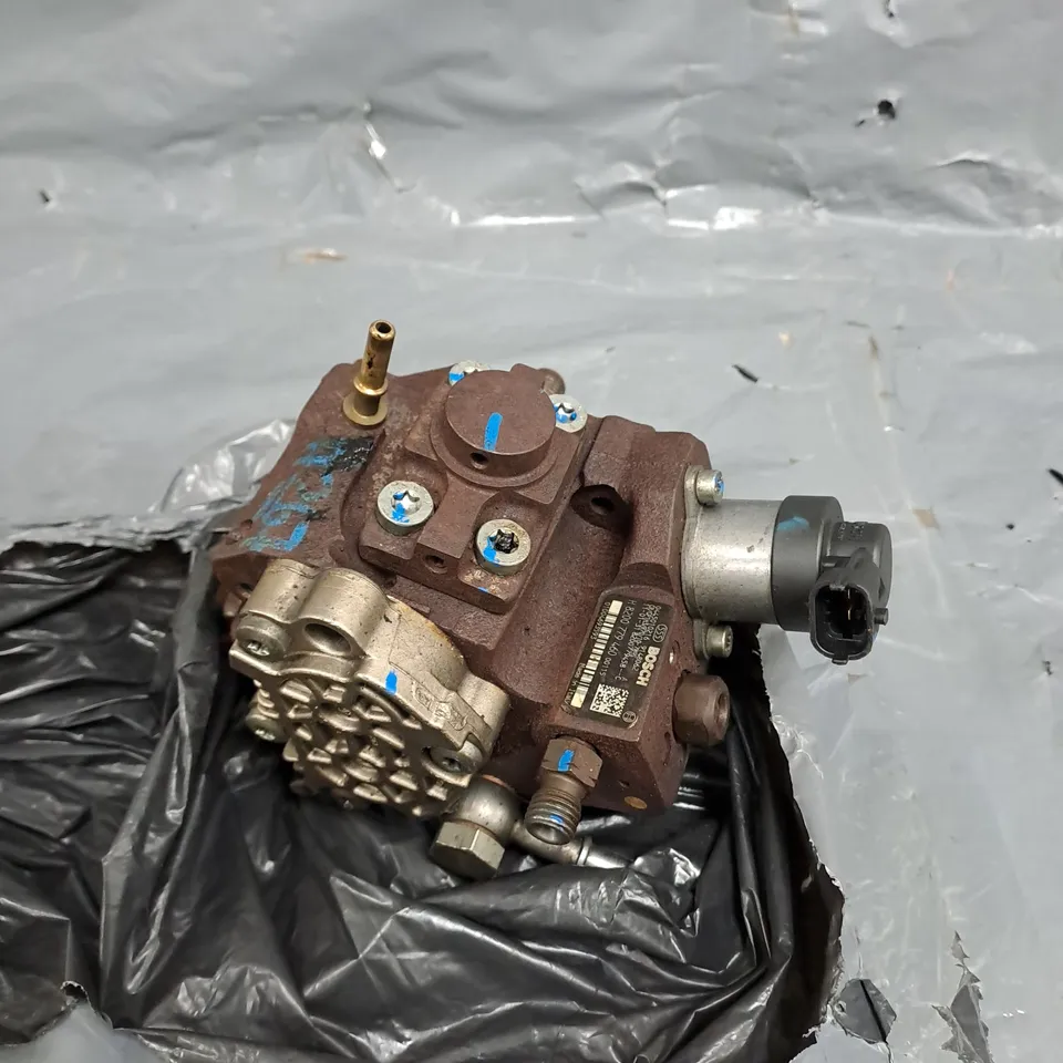 BOSCH FUEL INJECTOR - MODEL UNSPECIFIED 