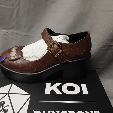 KOI DUNGEONS AND DRAGONS TIRA MARY JANE SHOES β SHAPECHANGER EDITION, BROWN LEATHER, UK5 (KA00471-UK5)