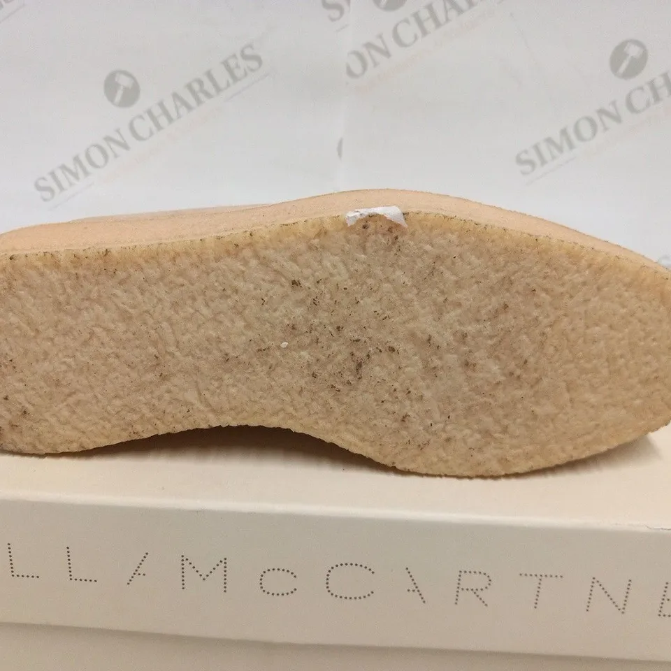 PAIR OF BOXED STELLA MCCARTNEY DESERT SHOES SIZE 38