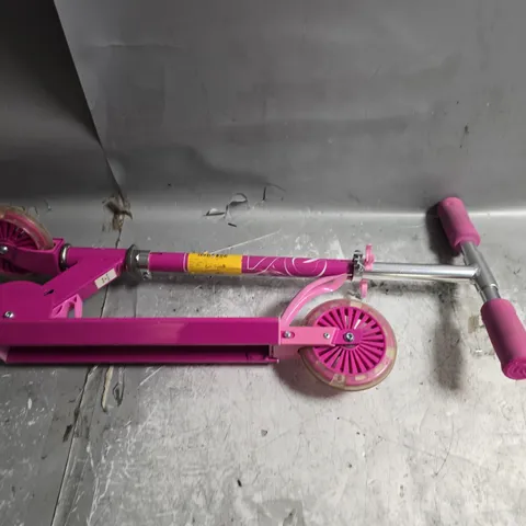 KIDS EVO 2 WHEELED SCOOTER IN PINK