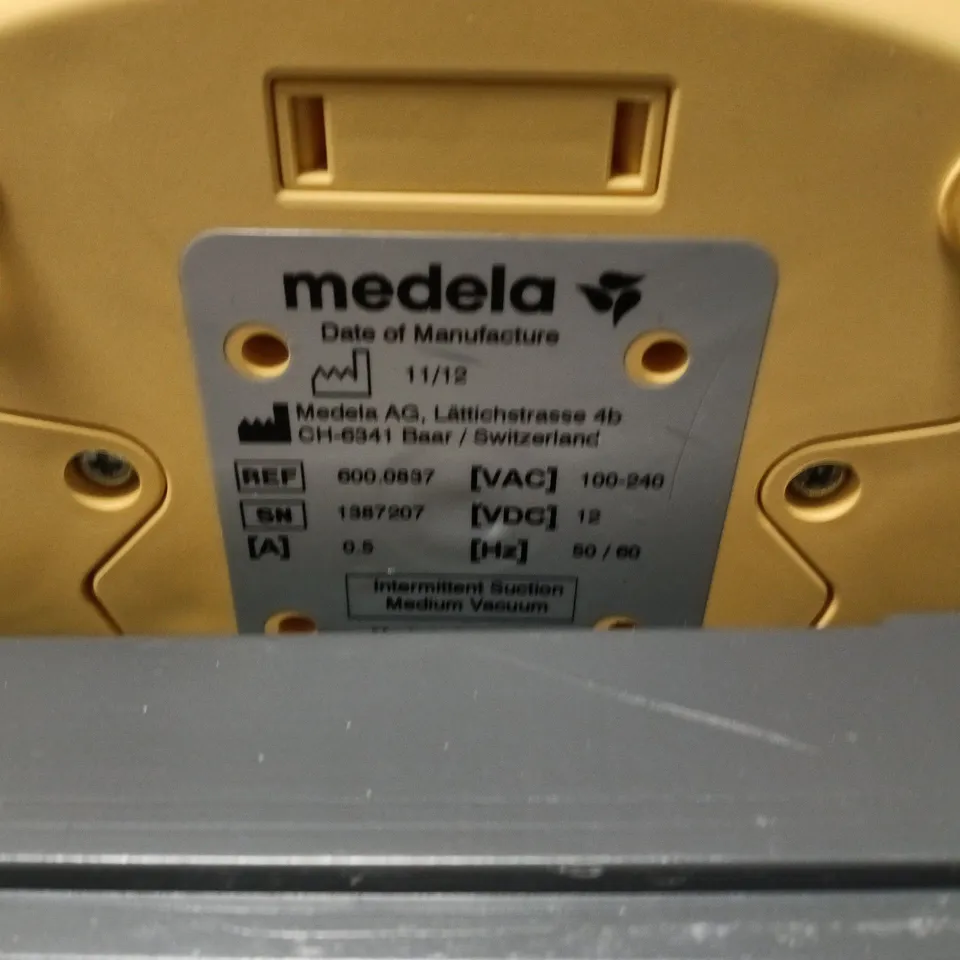 MEDELA SYMPHONY HOSPITAL-GRADE BREAST PUMP WITH CASE