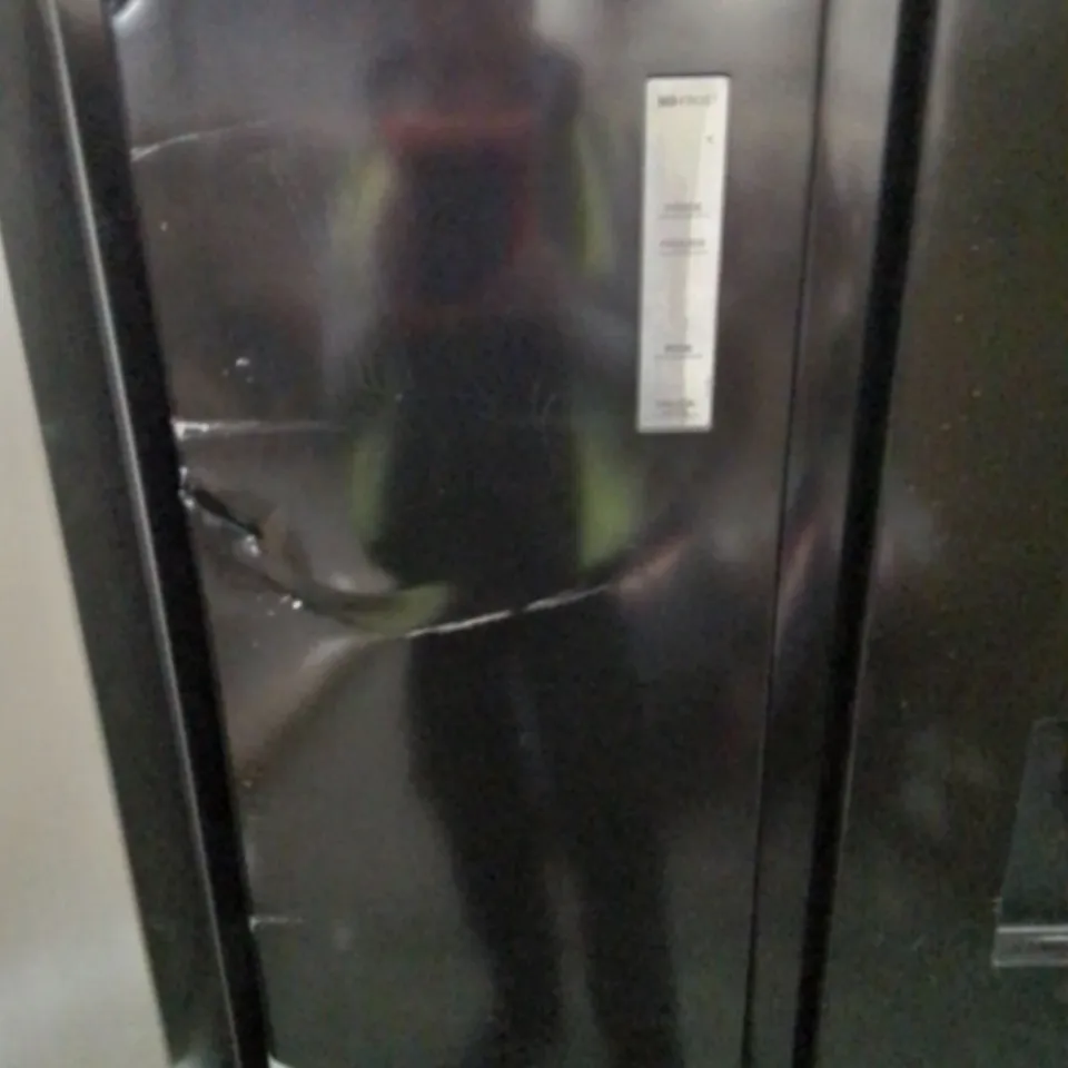 FIDGEMASTER AMERICAN STYLE FRIDGE FREEZER IN BLACK WITH WATER DISPENSER 