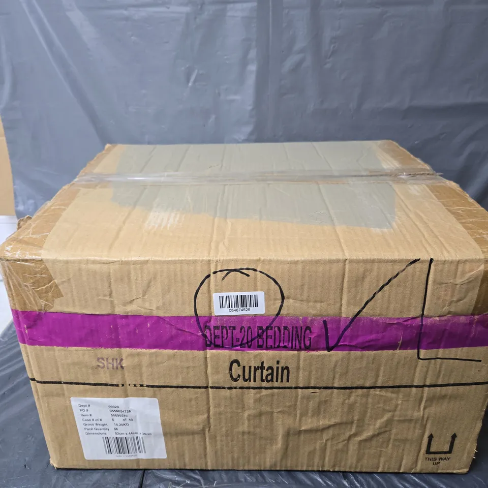 BOX OF APPROXIMATELY 6 X EYELET PLAIN CURTAINS IN BLUE  