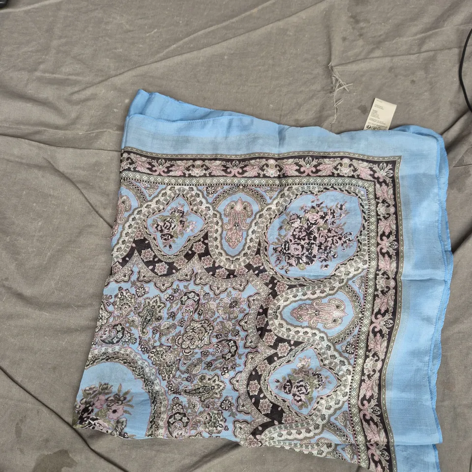 SILK SCARF/BANDANA – BLUE PAISLEY PATTERN (100% SILK)