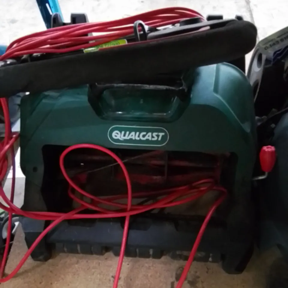 QUALCAST SCM32A ELECTRIC CYLINDER LAWNMOWER 