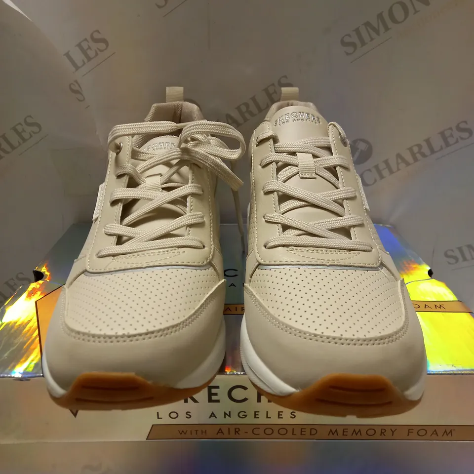 SKECHERS LA OFF WHITE SPORTS TRAINERS - SIZE 8
