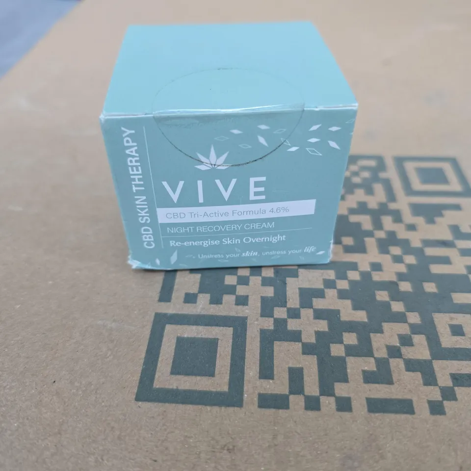 BOX OF APPROXIMATELY 15 ASSORTED ITEMS TO INCLUDE: VIVE CDB NIGHT RECOVERY CREAM