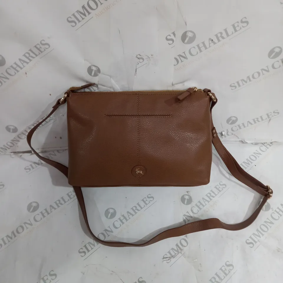 BOXED ASHWOOD MONTANA LEATHER BAG IN TAN WITH FLORAL INTERIOR