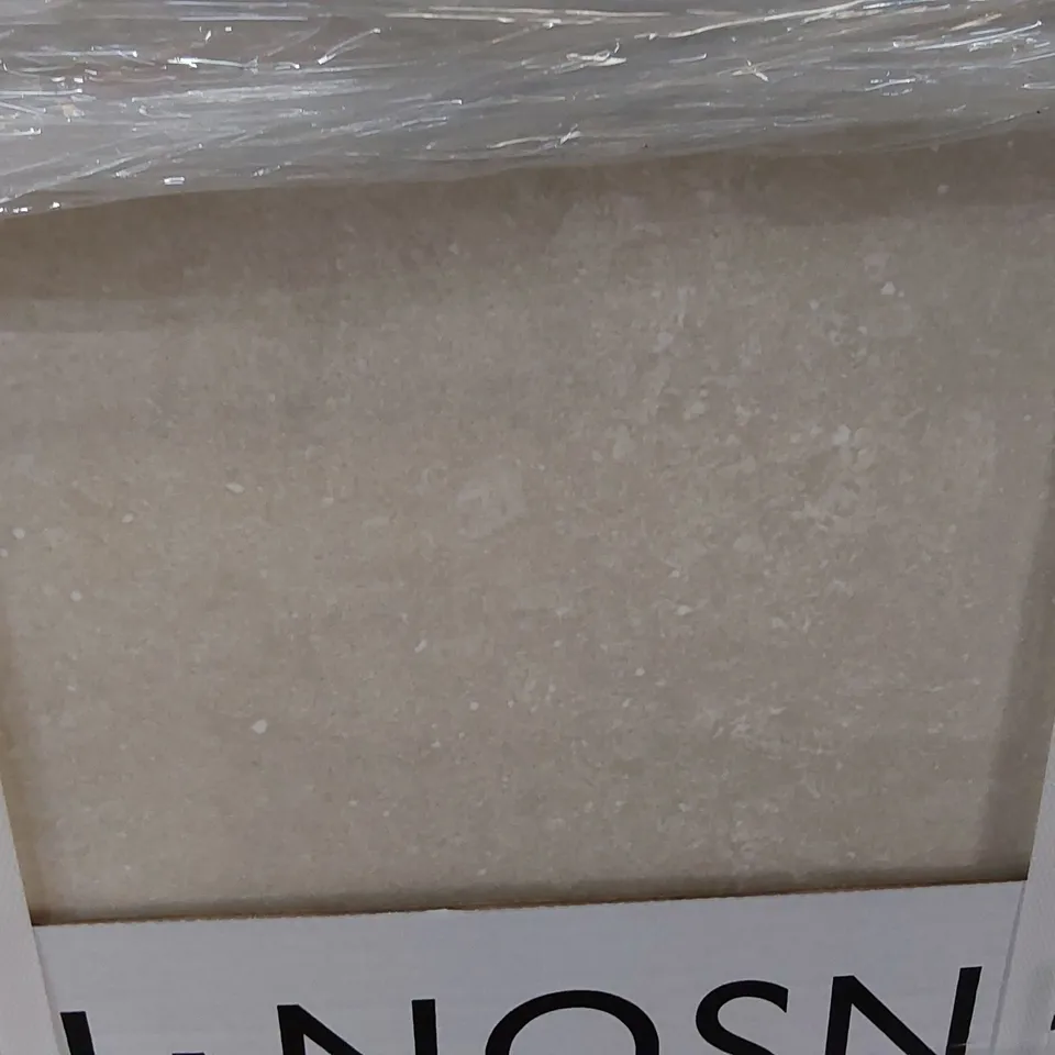 PALLET CONTAINING 40 CARTONS OF JOHNSONS  CTD YORK STONE TILES - 5 PER PACK / 597X297X10MM