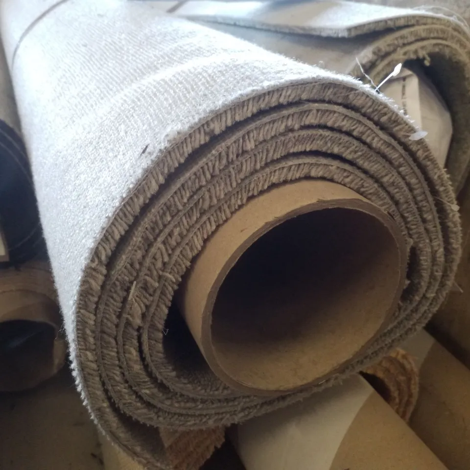 ROLL OF QUALITY 5M ROSEDALE CHIMNEY BANK CARPET - 5×2.09M