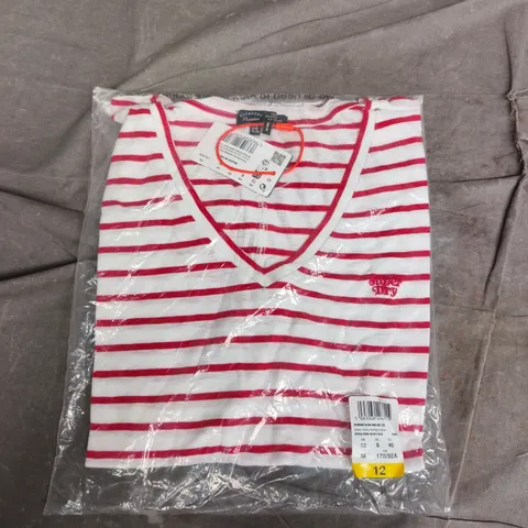 BAGGED SUPERDRY STUDIOS SLUB EMB TEE IN RED/WHITE - UK 12