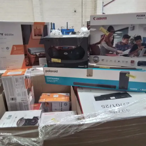 PALLET CONTAINING VARIOUS ASSORTED BOXED ELECTRONIC ITEMS TO INCLUDE: SEVERAL PRINTERS, CHARGERS, HEADPHONES, ALARM CLOCKS, SPEAKERS, POLAROID SOUNDBAR ETC.