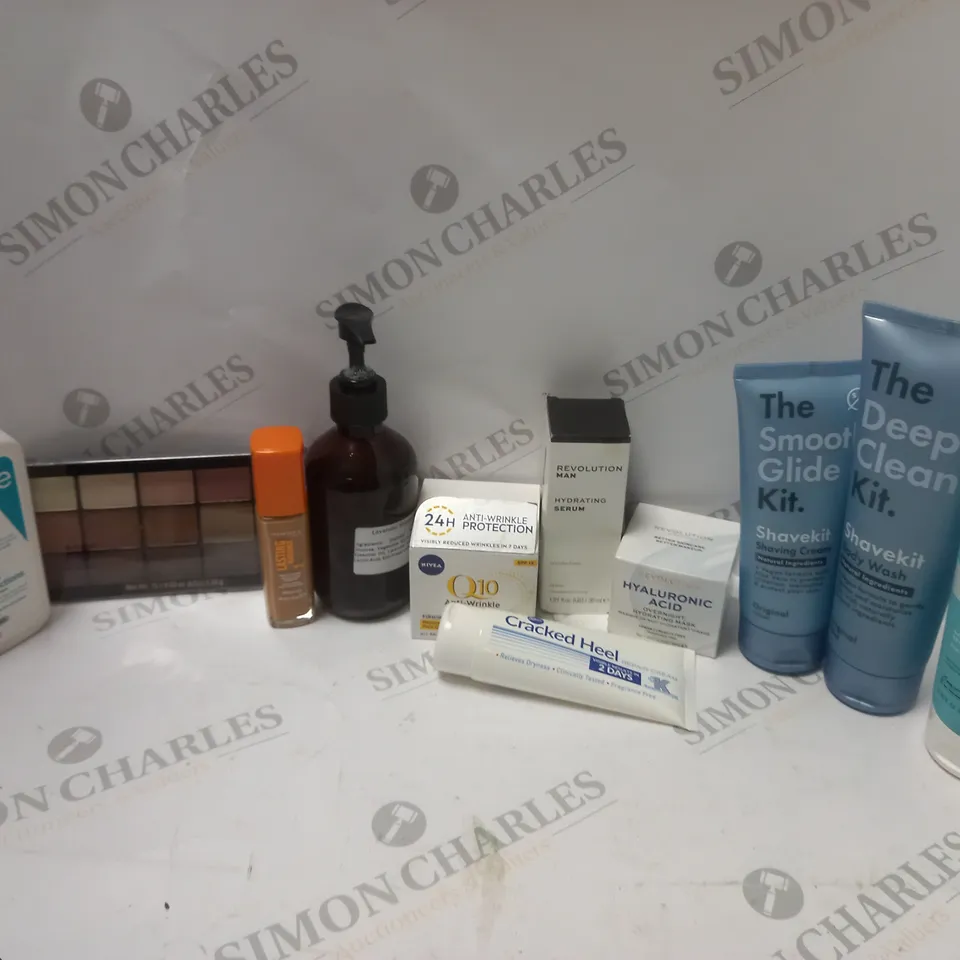 APPROXIMATLEY 20 COSMETICS ITEMS TO INCLUDE REVOLUTION MAN HYDRATING SERUM (30ml), RIMMEL LONDON LASTING RADIANCE MED COVERAGE FOUNDATION 200 BEIGE (30ml), REVOLUTION HYALURONIC ACIDS HYDRATING MASK (
