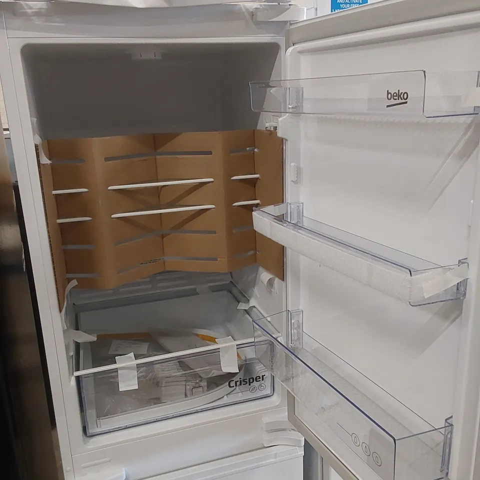 BEKO BCFD450 INTEGRATED COMBI FRIDGE FREEZER - UNPROCESSED RAW RETURN