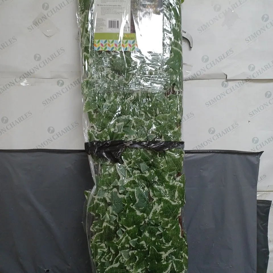 SOLAR IN-LIT IVY TRELLIS - 90 X 180CM (COLLECTION ONLY) RRP £49.99