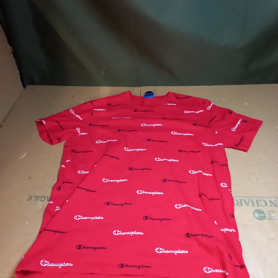 MEDIUM RED CHAMPION T-SHIRT 