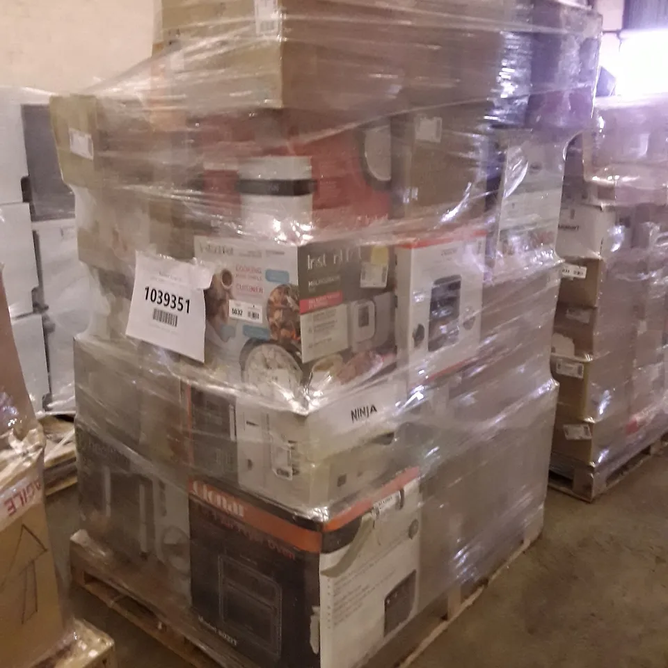 PALLET OF APPROXIMATELY ASSORTED HOUSEHOLD & ELECTRICAL ITEMS INCLUDING