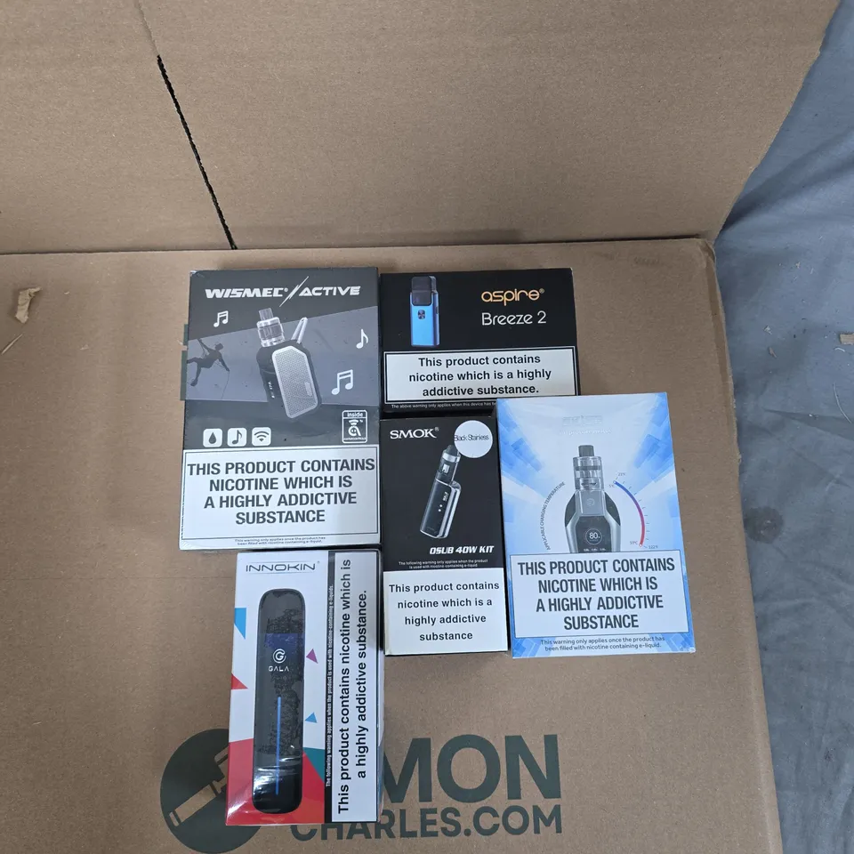 BOX OF APPROXIMATELY 30 ASSORTED E-CIGARETTES AND ACCOMPANIMENTS TO INCLUDE: SMOK OSUB 40W KIT 