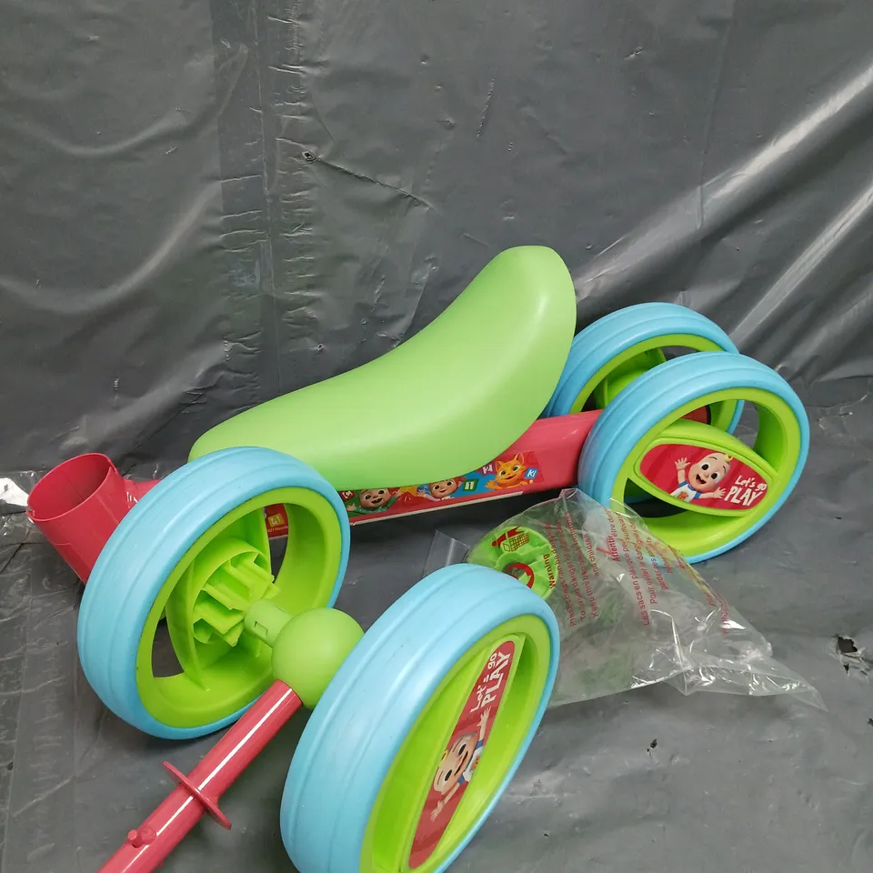 COCOMELON BOBBLE RIDE ON  RRP £39.99