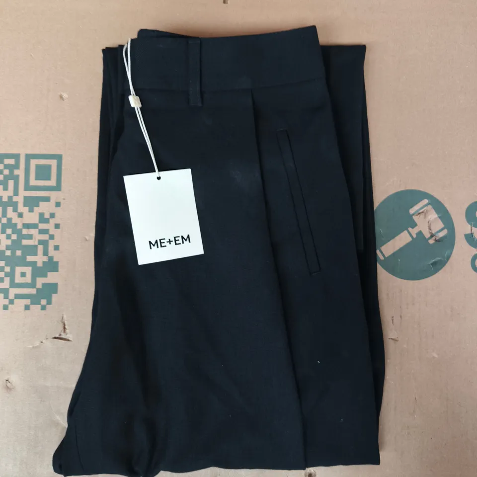 ME + EM CLEVER TAPERED TROUSERS IN BLACK SIZE UK 8