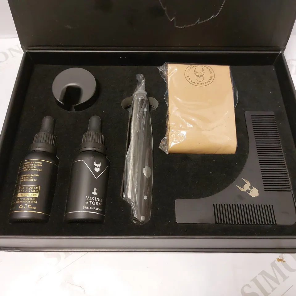 KRAKI'S SHAVE KIT THE BEARD STRUGGLE ARMORY COLLECTION 