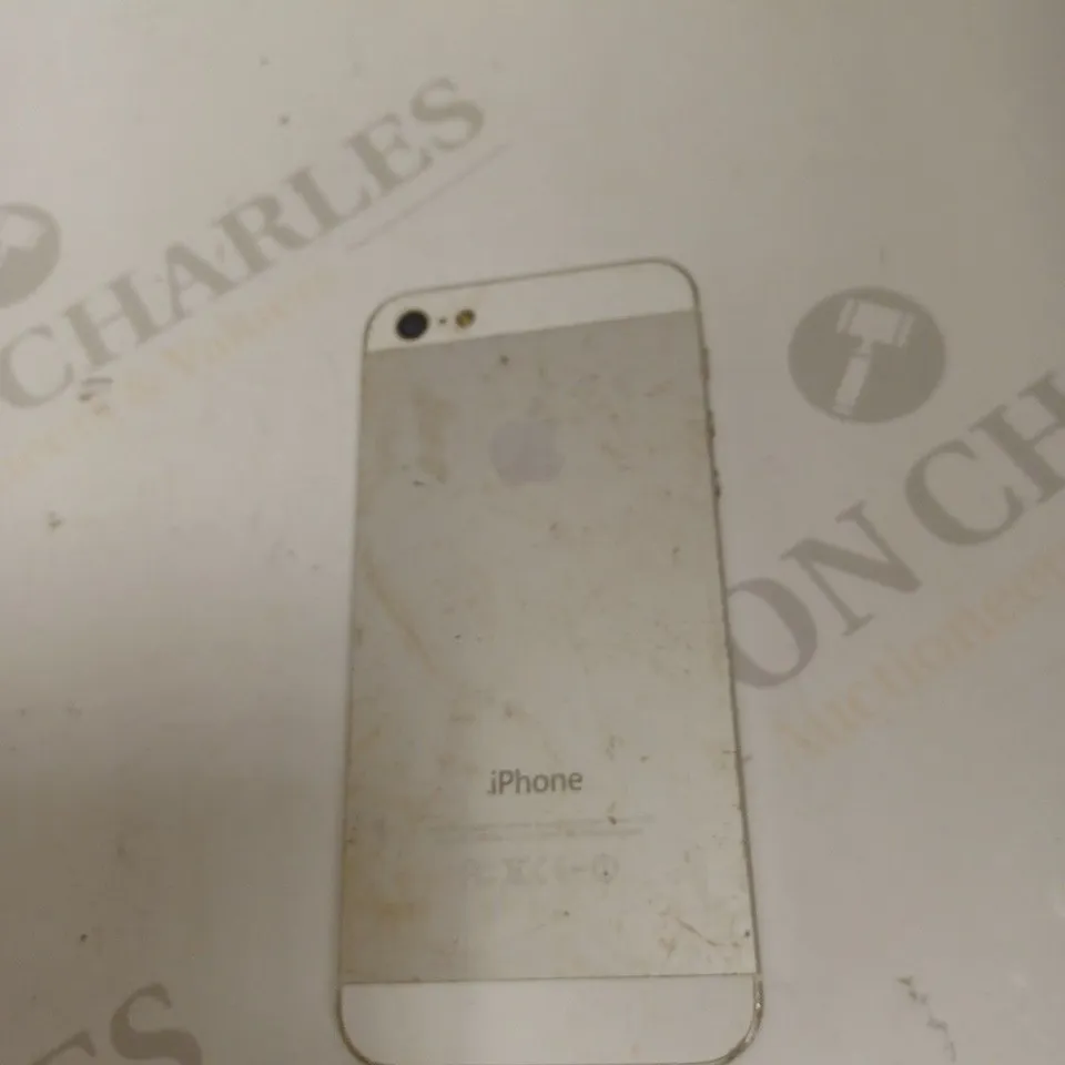 APPLE IPHONE 5 (A1429) 