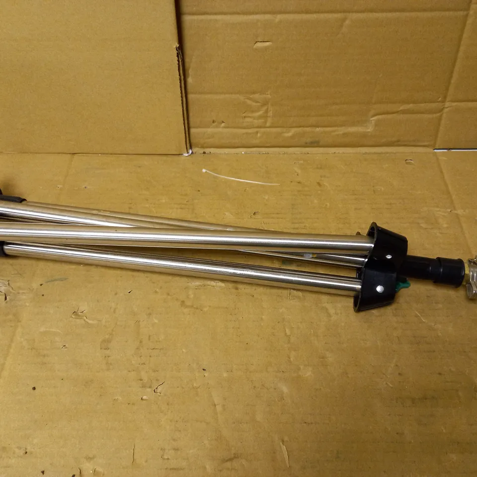 TRIPOD ONLY FOR SFIXX GARDEN ZINC SPRINKLER 