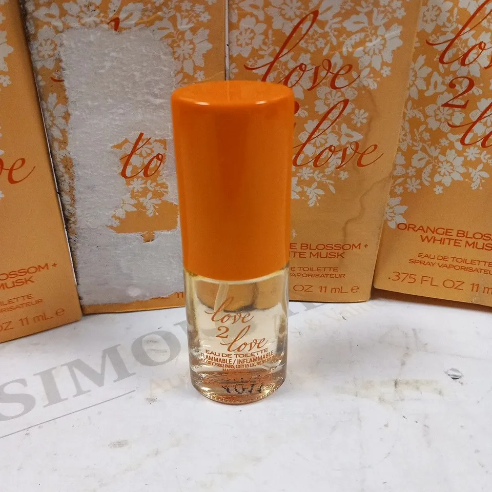 4 BOXED LOVE 2 LOVE ORANGE BLOSSOM AND WHITE MUSK EAU DE TOILETTE 11ML