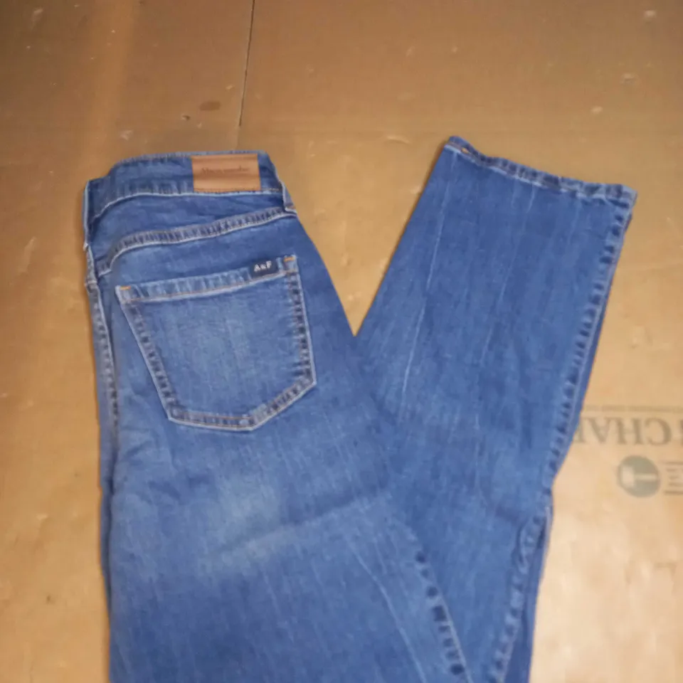 ABERCROMBIE KIDS DENIM JEANS SIZE 13/14 YEARS
