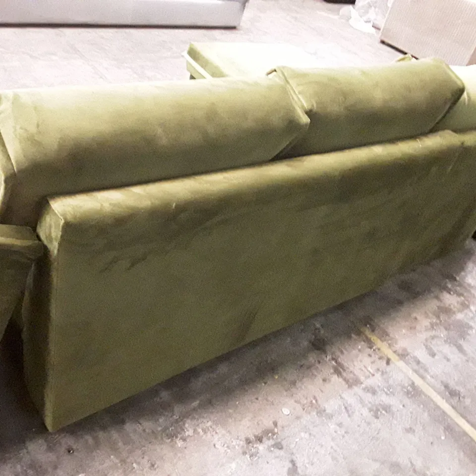 QUALITY DESIGNER CORNER SOFA LHF CHAISE - GREEN VELVET FABRIC 