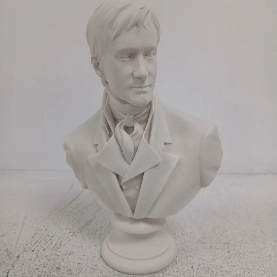 CHATSWORTH MR FITZWILLIAM DARCY BUST - COLLECTION ONLY