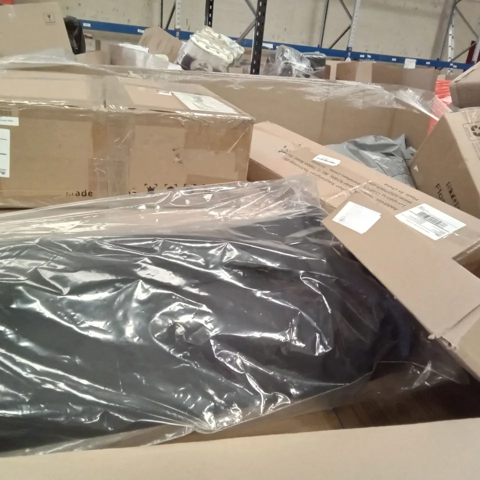 PALLET OF ASSORTED ITEMS INCLUDING STOREMIC FLOATING SHELF, TSUKI MINI RICE COOKER, FABIAN CLARKE PHOTO FRAMES, AMAGABELI FIREPLACE TOOLS, ULAND ARTIFICAL HEDGE, BALANCE BOARD 