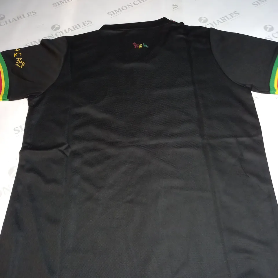 AJAX FC FOOTBALL AWAY SHIRT SIZE S