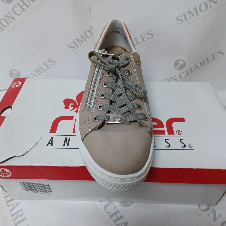 BOXED PAIR OF RIEKER SIDE ZIP 2 TRAINERS GREY SIZE 6