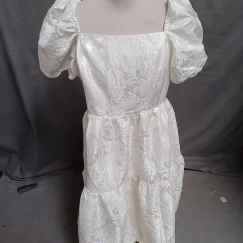 OASISTIERED PUFF SLEEVE JACQUARD WEDDING DRESS IN ECRU SIZE 14