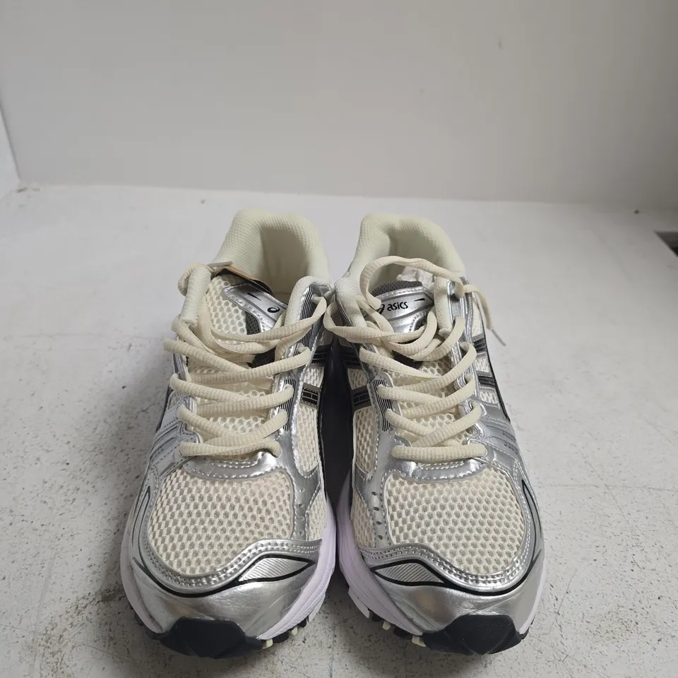 PAIR OF ASICS GEL-KAYANO 14 RUNNING SHOES – CREAM/BLACK, UK 8.5 (MEN)