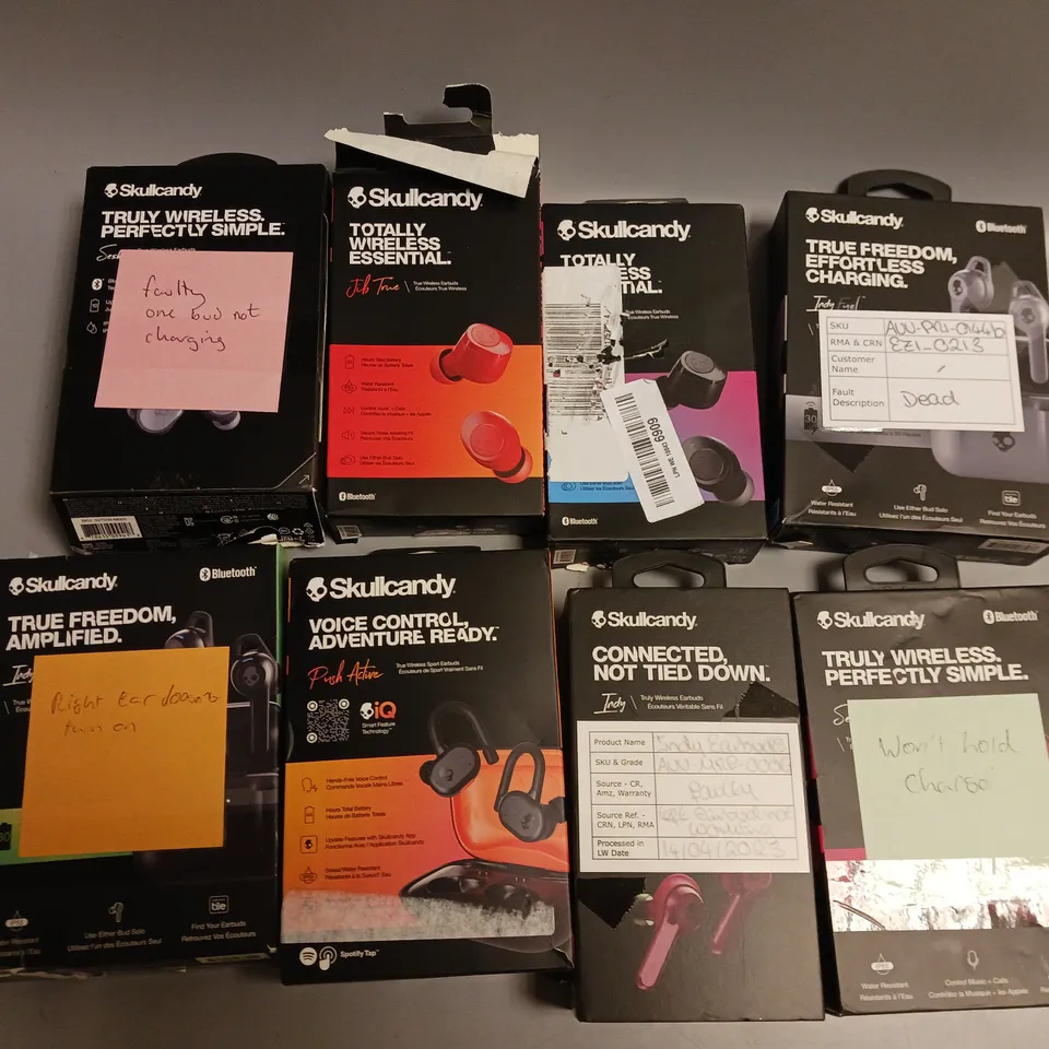 LOT OF APPROX 30 FAULTY SKULLCANDY WIRELESS HEADPHONES IN ASSORTED COLOURS AND DESIGNS
