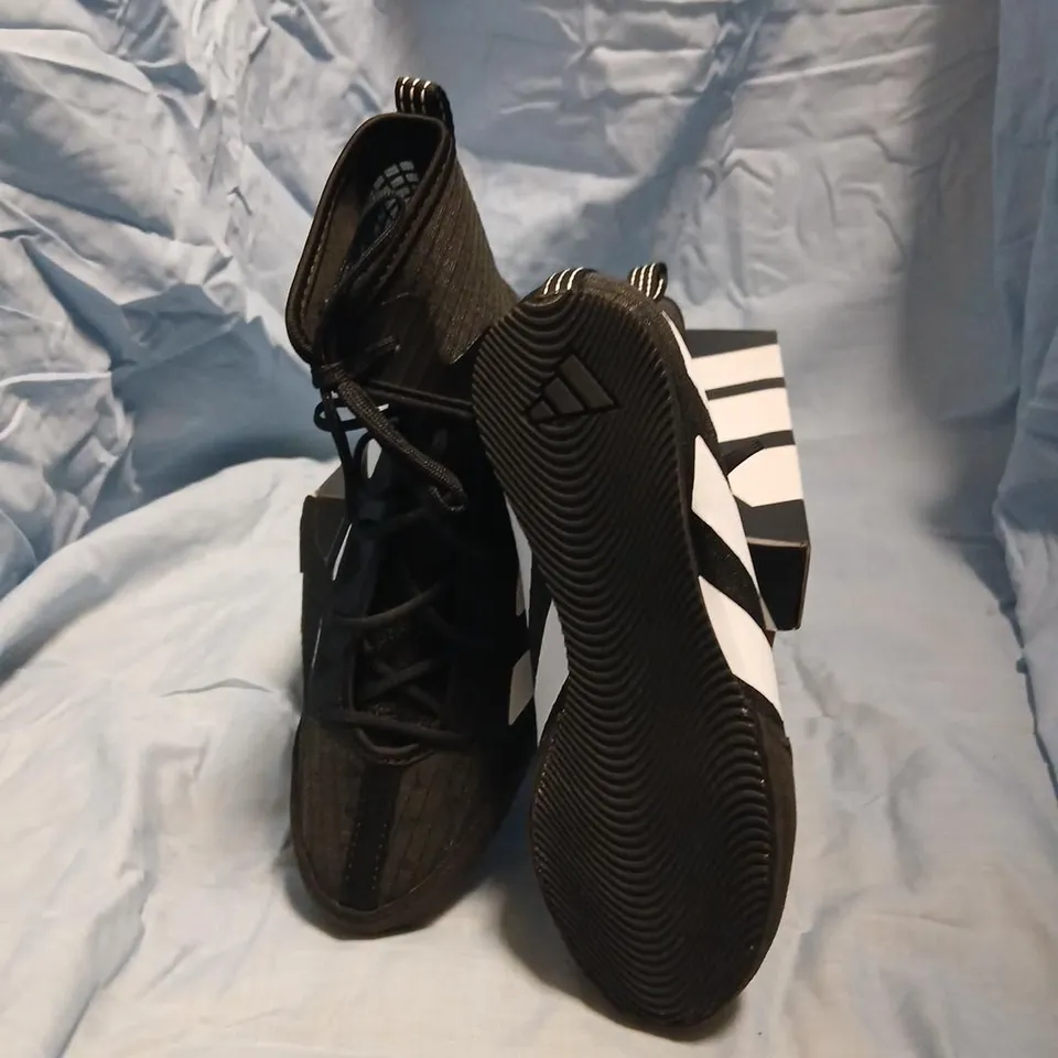 ADIDAS HIGH-TOP SNEAKERS BLACK WITH WHITE STRIPES – UK 3 (US 3, EU 35)