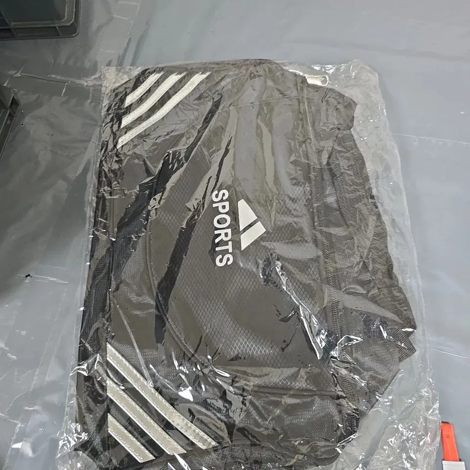 BOXED MIXED ITEMS: METAL MOUNTING RAIL/PARTS, PLASTIC BASKET, SPORTS BAG