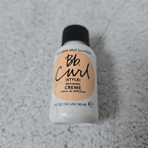 BOX OF APPROXIMATELY 300 X BUMBLE AND BUMBLE BB. CURL DEFINING CREME – 30 ML