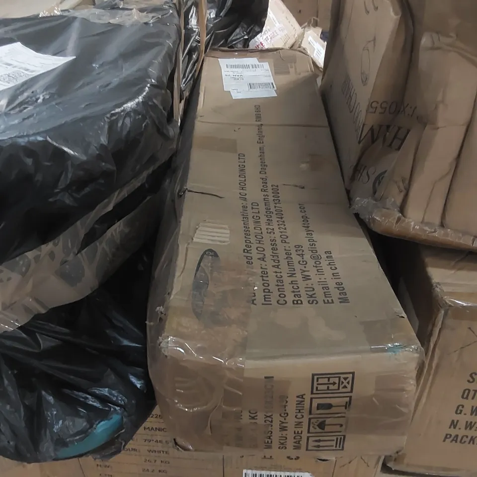 PALLET TO CONTAIN A LARGE ASSORTMENT OF ITEMS INCLUDING: SHAMPOO CHAIR, MANICURE TABLE ECT