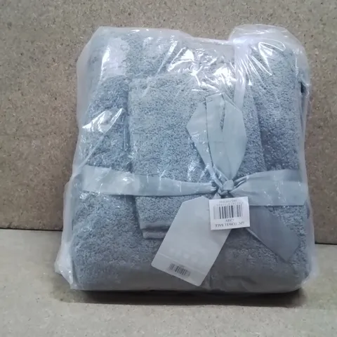 BRAND NEW 6 PIECE TOWEL SET - GREY