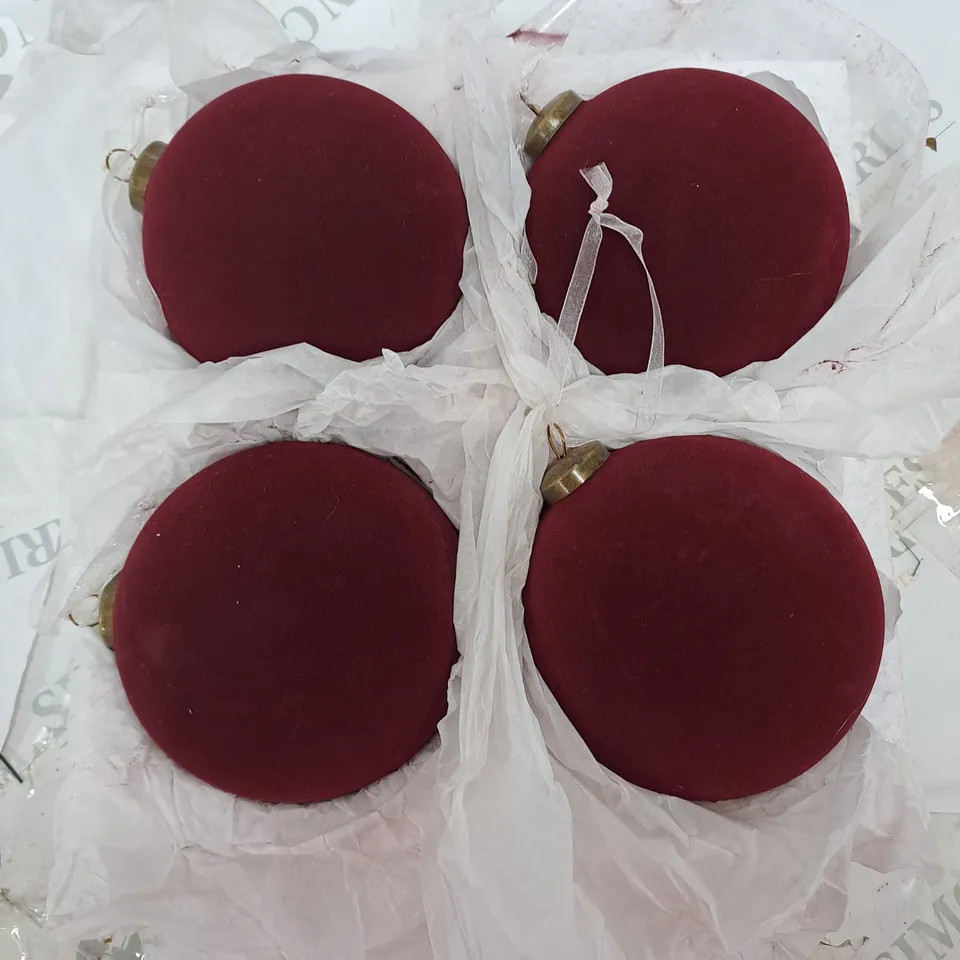 LARGE FLOCKED BAUBLES SET 4 BURGUNDY